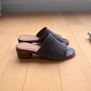 Frye Gray Sandals with Open Toe and Chunky Heel